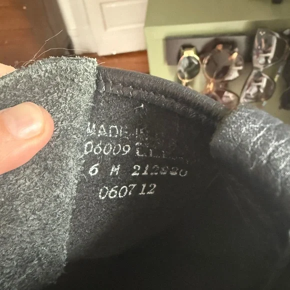 L.L. Bean Black and Tan Winter Boots - Picture 5 of 6